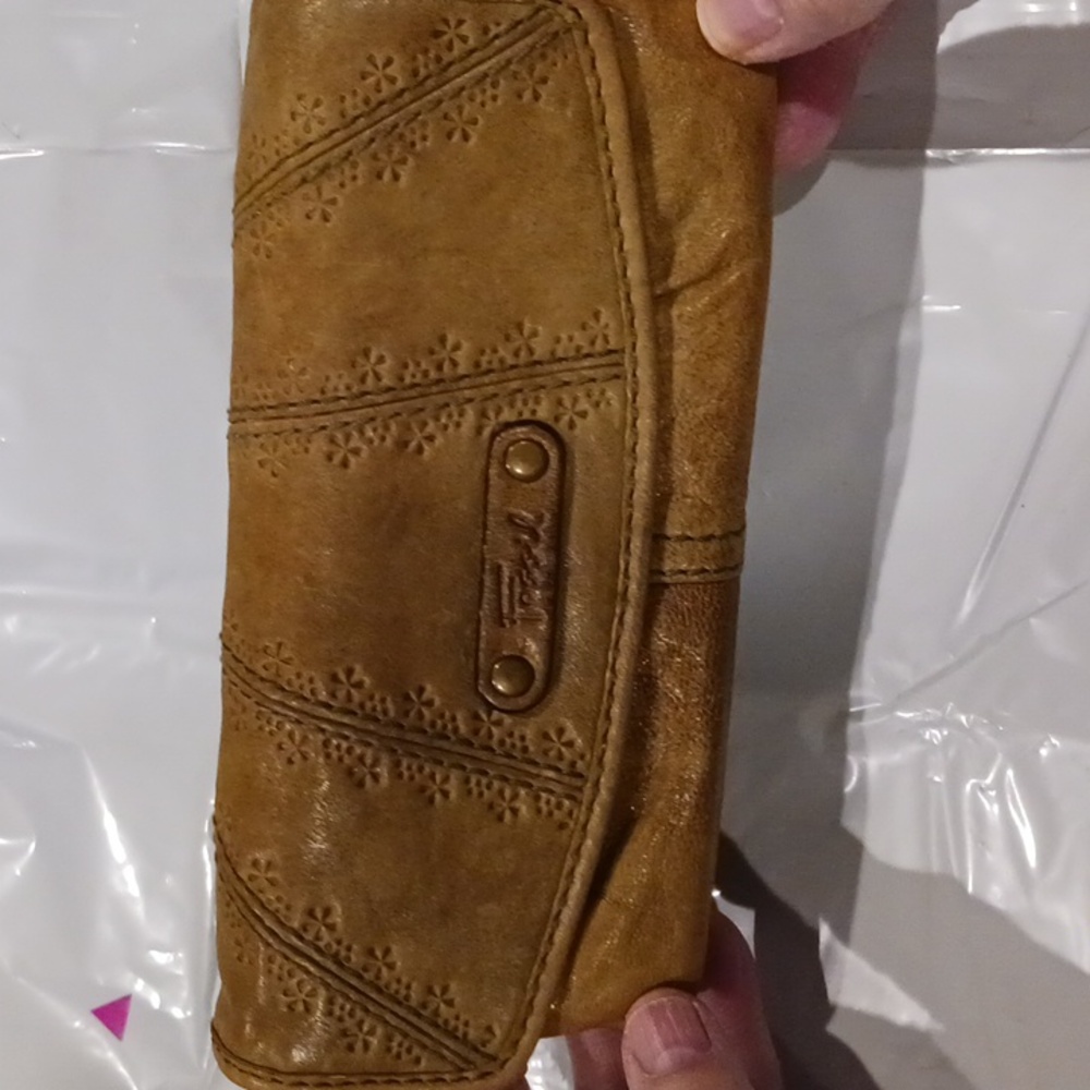 Fossil wallet